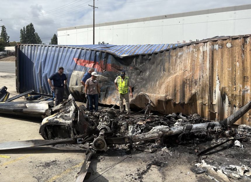 NTSB investigators examined the wreckage of a news helicopter in Los Angeles.