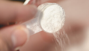 Creatine improves muscle mass and cognitive function in older adults even without exercise