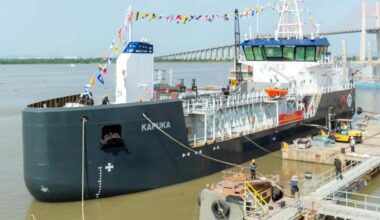 BREAKING NEWS: New Damen TSHD Kapuka hits the water