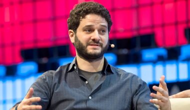 Dustin Moskovitz's 'effective altruism' tied to AI doomerism claims