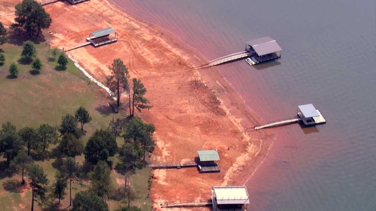 Lake Hartwell anglers adapt as drought drops water levels