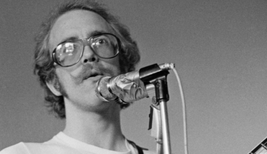3 Tracks That Show a Side of Fleetwood Mac You Don’t Hear on the Radio