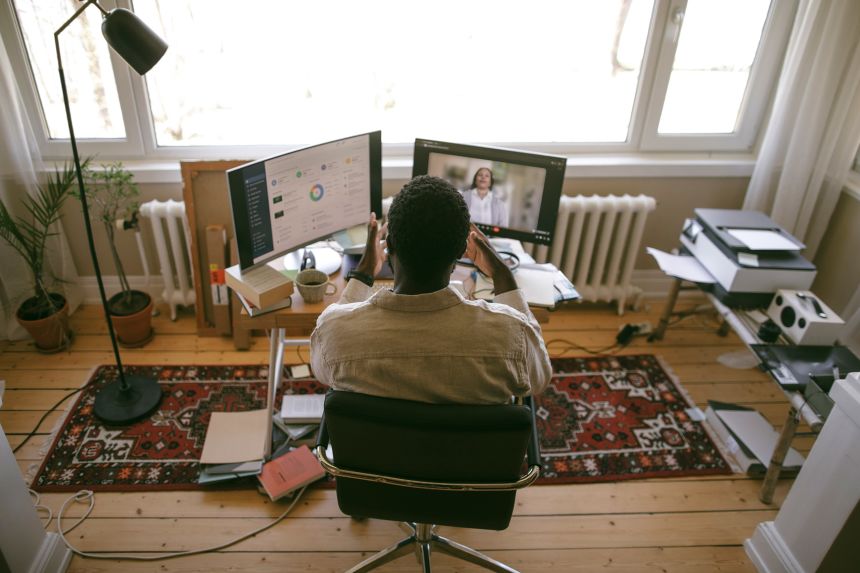Many people cite work-life balance as one of the biggest reasons why they love hybrid work.