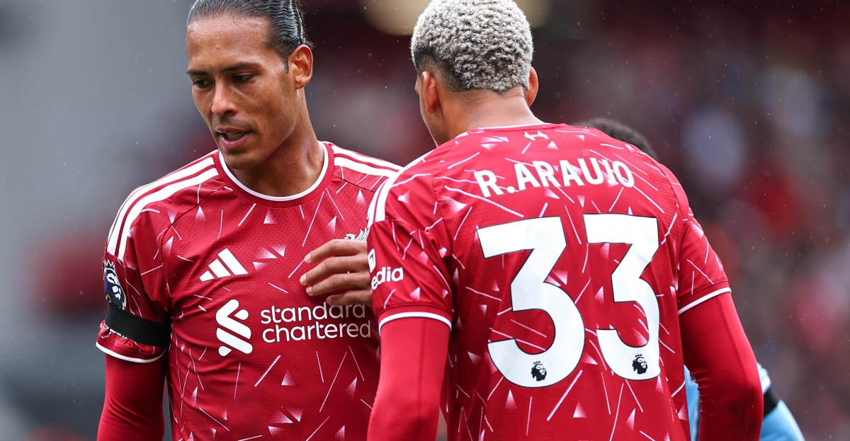 Virgil van Dijk gives his verdict on Barcelona loanee Ronald Araujo