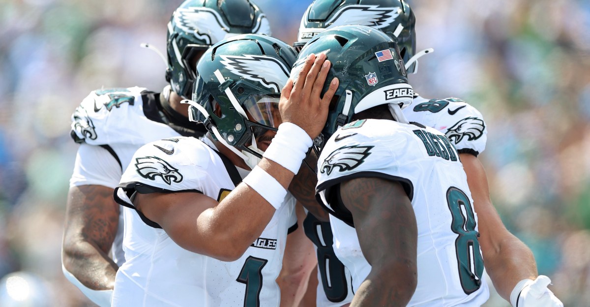 Eagles-Titans Film Review: A very good offense is hiding in here