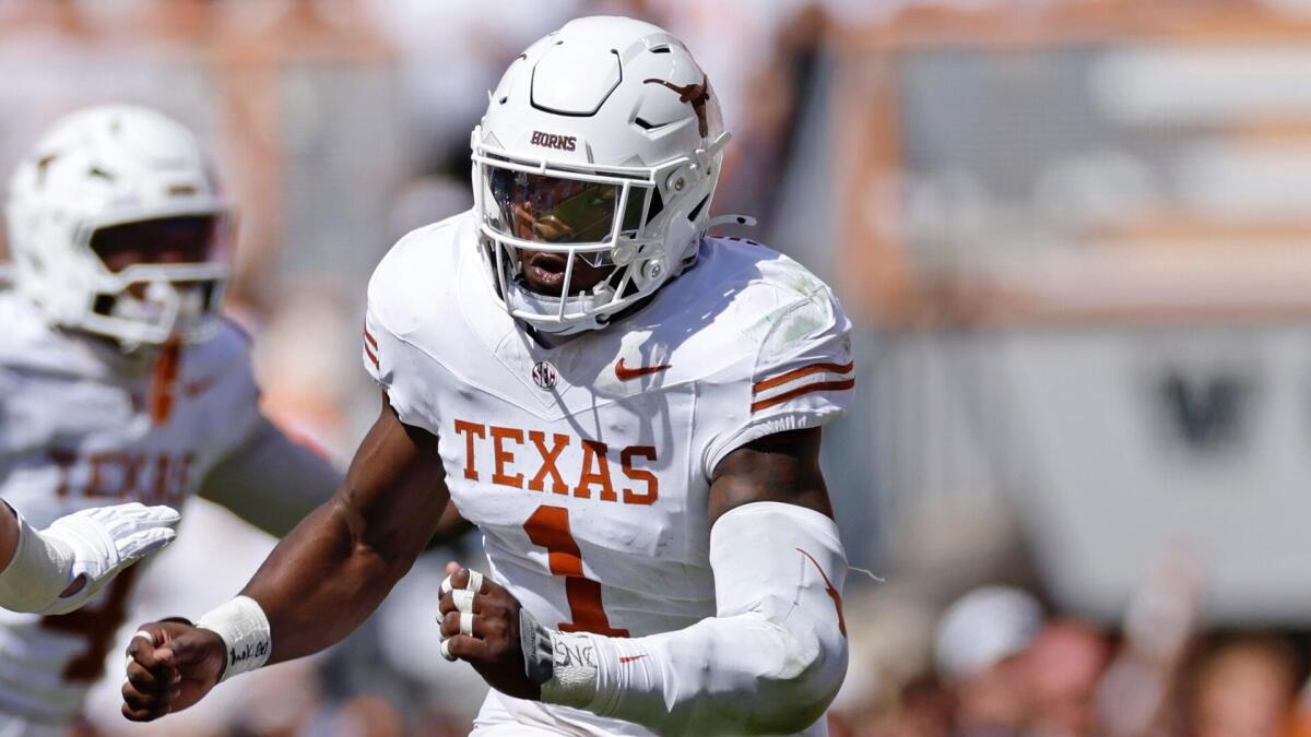 Texas AD Chris Del Conte condemns Longhorns' celebrations: 'Cannot happen again'