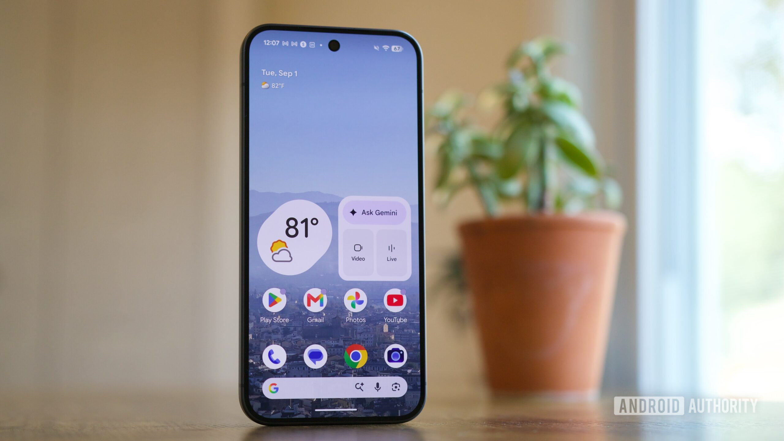 google pixel 11 pro xl software home screen 1