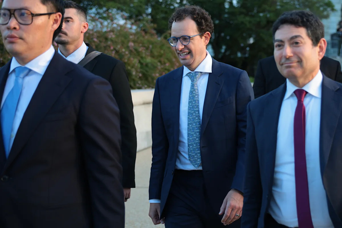 Stock market today: Dow, S&P 500, Nasdaq slip as oil retreats, Anthropic and OpenAI fuel AI jitters