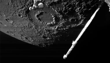 Spacecraft bound for Mercury faces 'tricky' arrival