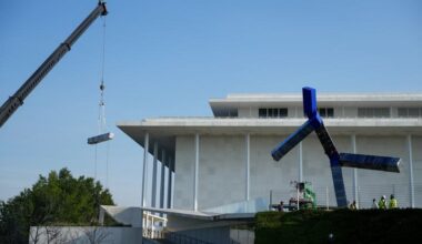 Kennedy Center removes 'Blue' sculpture as Trump presses on with Washington makeover