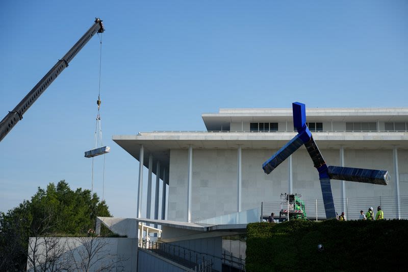 Kennedy Center removes 'Blue' sculpture as Trump presses on with Washington makeover