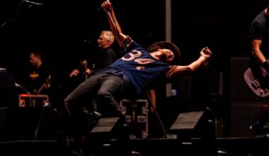 Pearl Jam Welcomes Billy Strings At Ohana