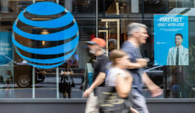 AT&T launches free healthcare perk for customers