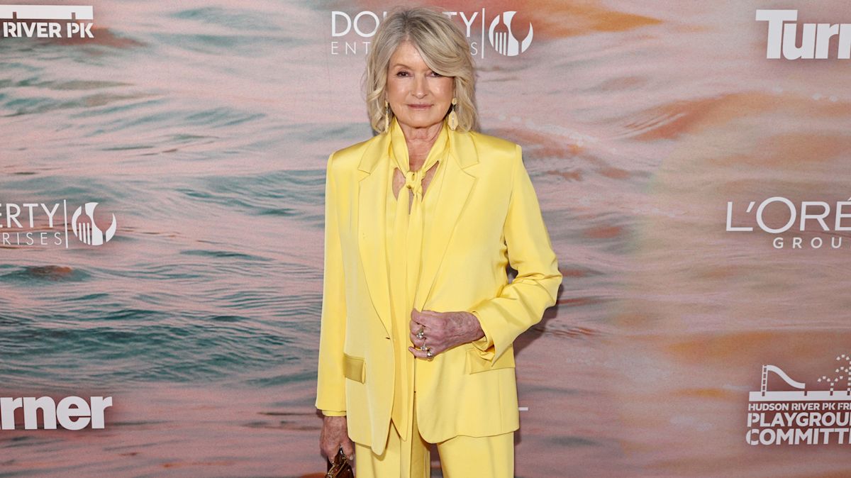 Martha Stewart's Strict Fitness Routine Includes The Perfect Workout For Older Women