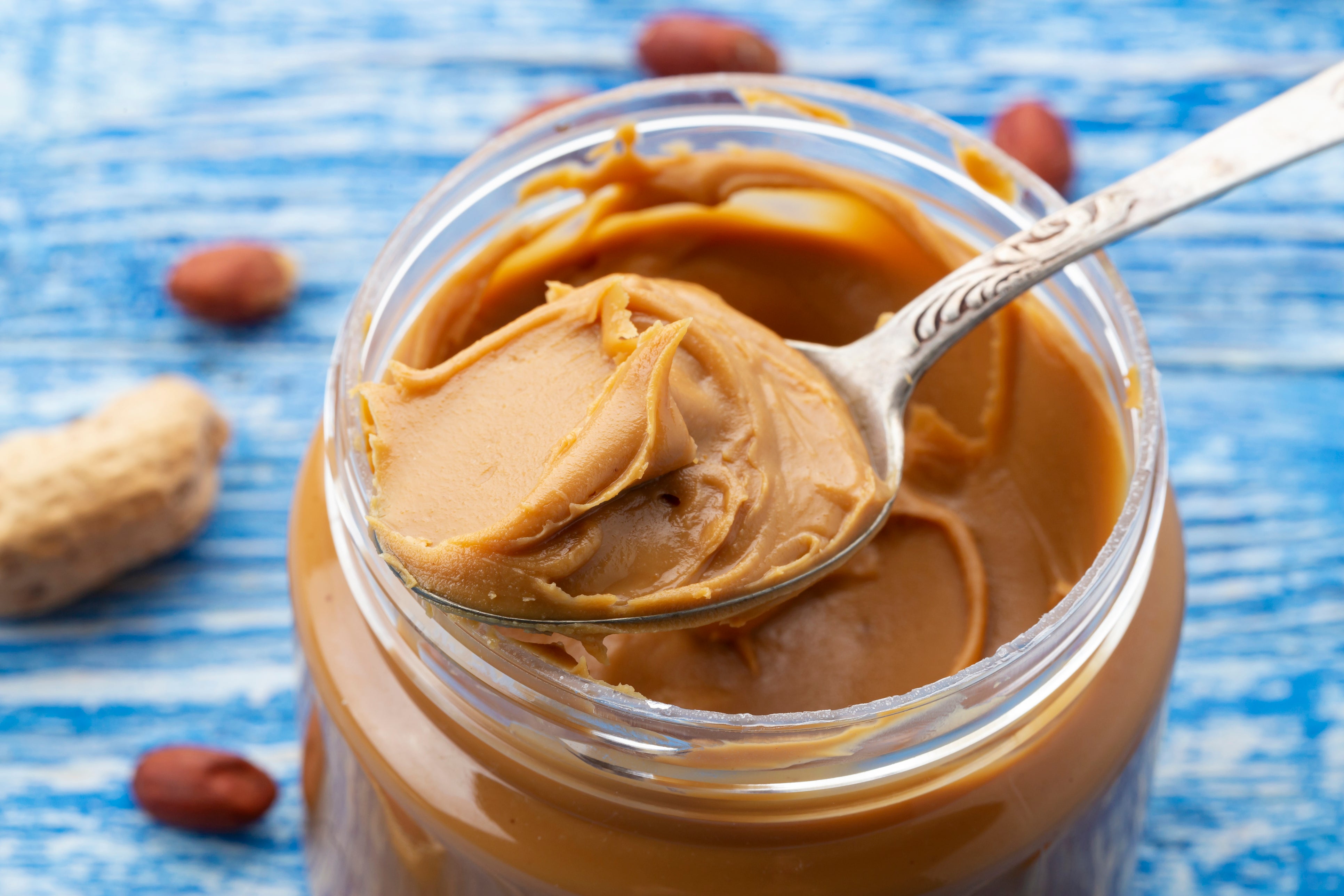 Peanut butter with oil separation is better for you than ‘no-stir’ options