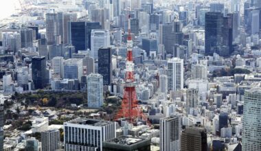 Japan's economic growth in April-June revised up to 1.4% on narrower investment decline