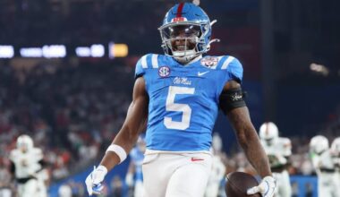 College football picks: Predictions, odds for key top 25 games in Week 1