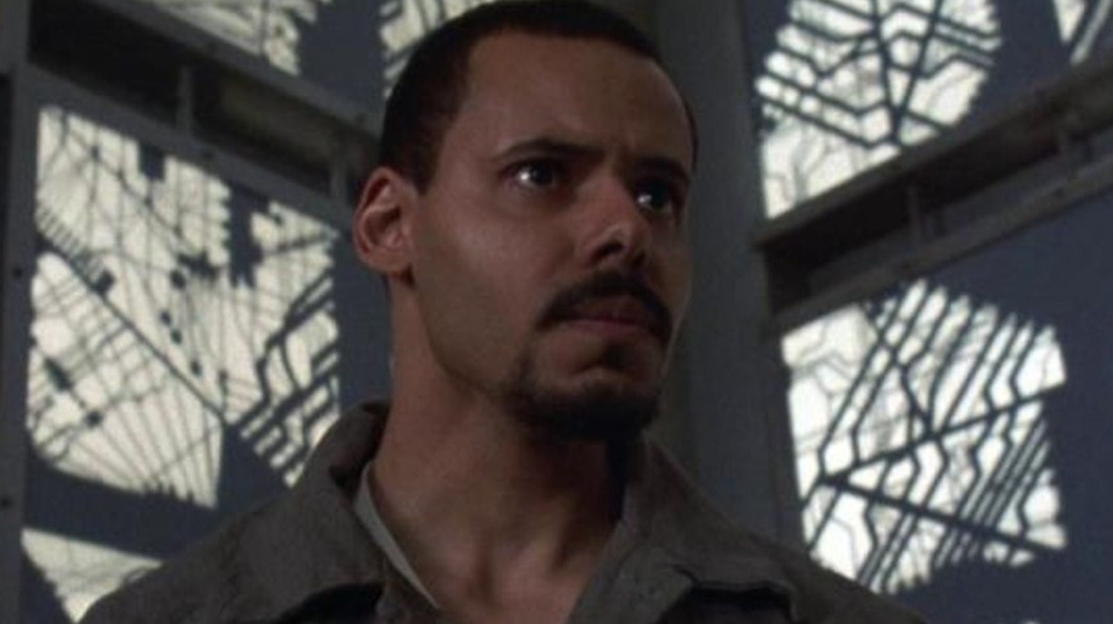 5 Best Sci-Fi Movies Set Almost Entirely In One Location