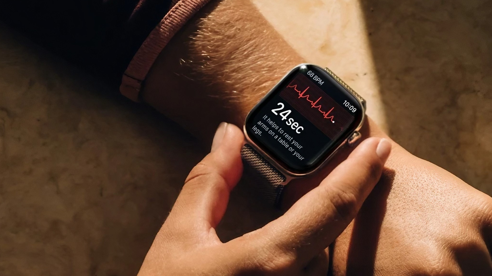 Aluminum Vs. Ceramic Vs. Titanium Apple Watch: What's The Difference?