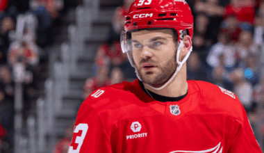 DeBrincat wants ‘obviously to stay’ with Red Wings despite team’s uncertainty