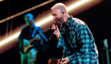 Maroon 5 and Wiz Khalifa’s ‘Payphone’ Passes 1 Billion Views