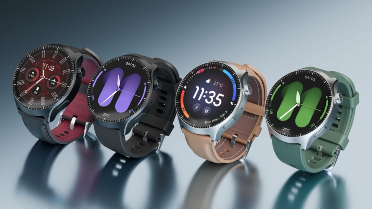 The Moto Watch Ultra Is a Standard Wear OS Smartwatch, for Good and for Bad