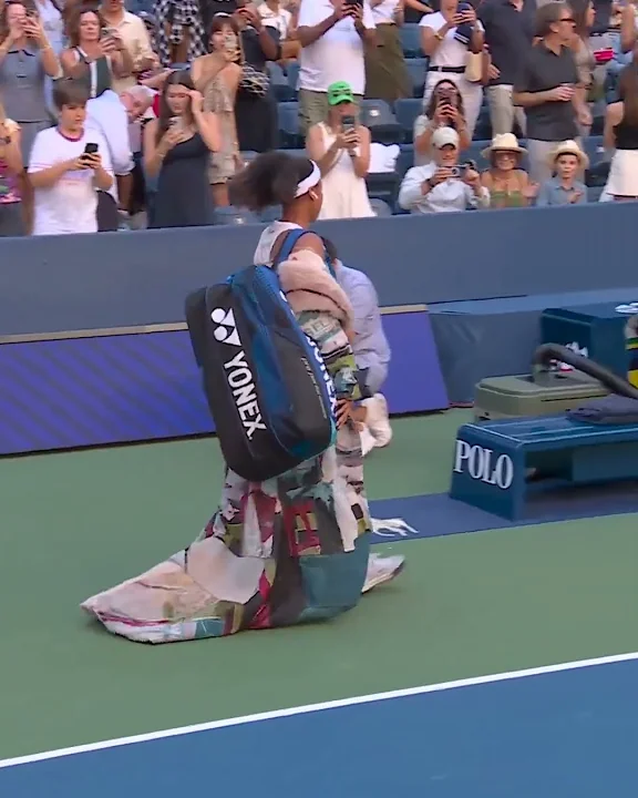 Naomi Osaka's US Open outfits continue to shine 🤩 - YouTube