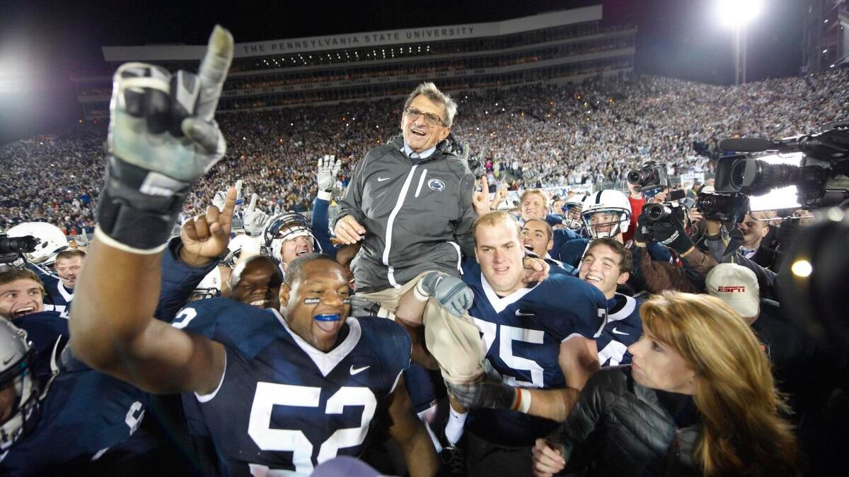 Penn State is slowly restoring Joe Paterno's place in its football history