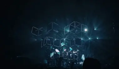 geometric shape digital wallpaper (photo: The Quantum Insider)