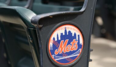 Mets' Robert Stock done for season due to numbness in his fingers