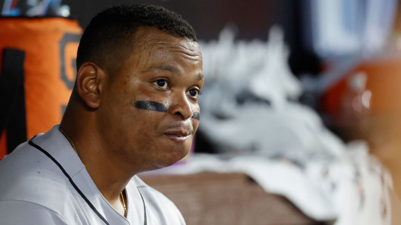 Giants slugger Devers' season ends early due to core muscle injury