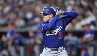Dodgers' Freeman in lineup after missing 2 games with knee issue