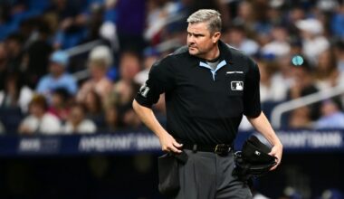 MLB announces umpire crew chiefs for Wild Card Series