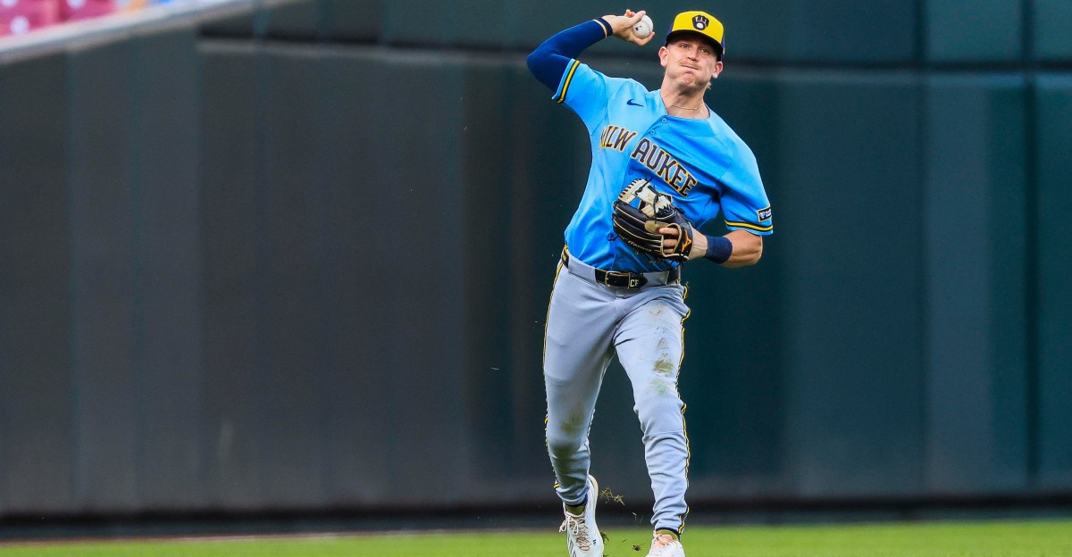 Brewers pick up 10-7 win over Reds in another wild game
