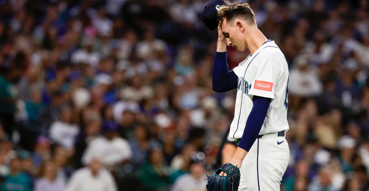 Mariners sleepwalk through 6-2 loss, drop series to A’s