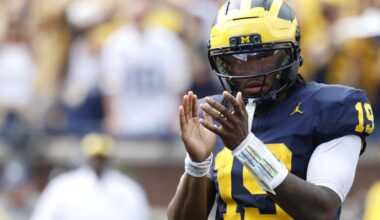 Newly offered QB recruit talks interest in Michigan Football