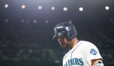 Mariners fade into fall in 7-0 loss to Astros