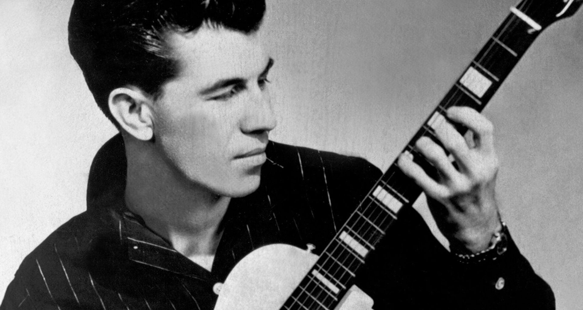 3 Surf Rock Songs From 1958 You’d Never Skip on the Radio