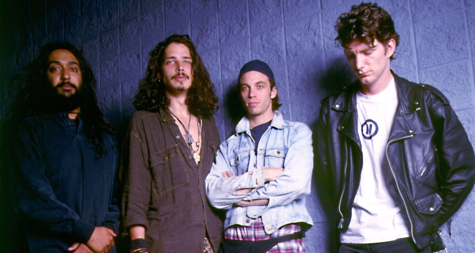 4 Rock Vocalists Who Proved the 1990s Were Unmatched
