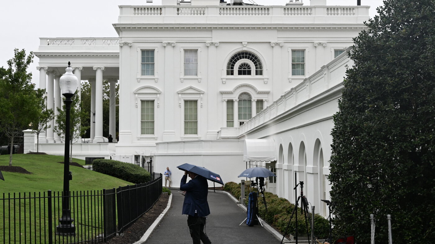 Federal judge expected to rule on White House ban of 3 news outlets : NPR