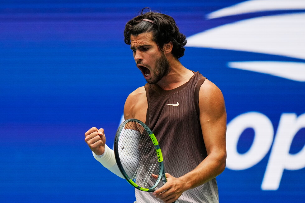 Carlos Alcaraz and Aryna Sabalenka win in their return to US Open
