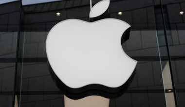 Apple to unveil latest iPhone lineup