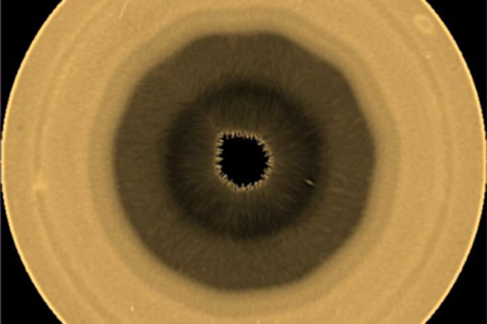 Scientists find a churning decagon over Saturn's south pole