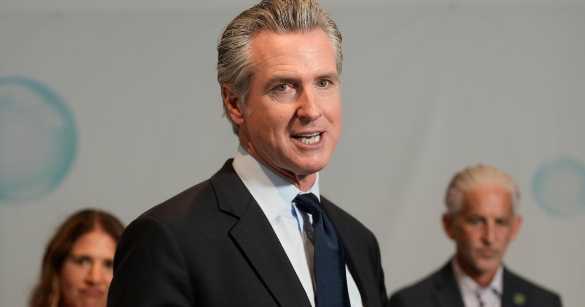 Newsom signs bills to expand reproductive healthcare in California