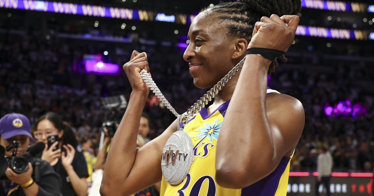 Sparks star Nneka Ogwumike 'grateful' for her 15-year career
