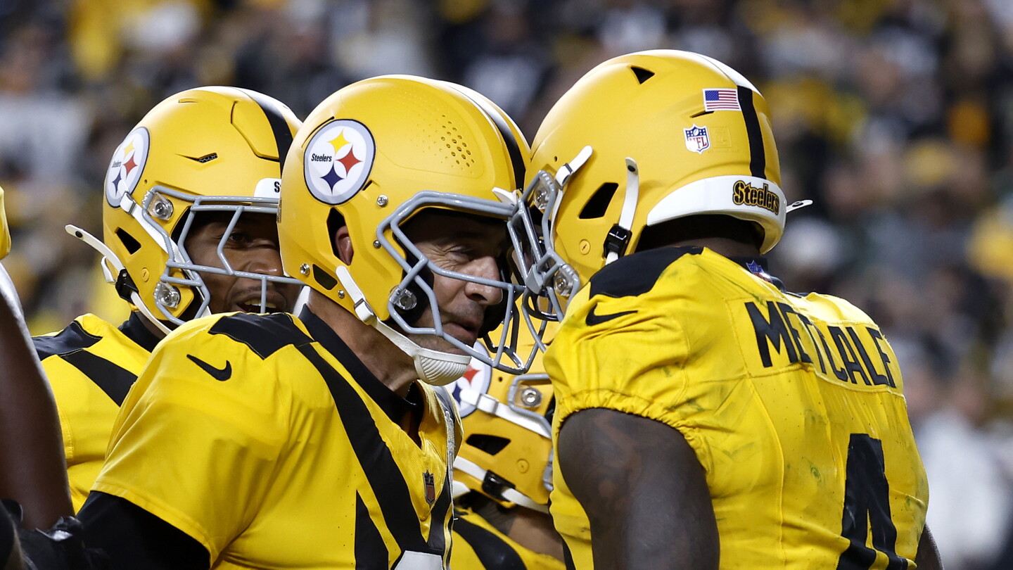 DK Metcalf, Aaron Rodgers bonded over their mutual embrace of conspiracy theories