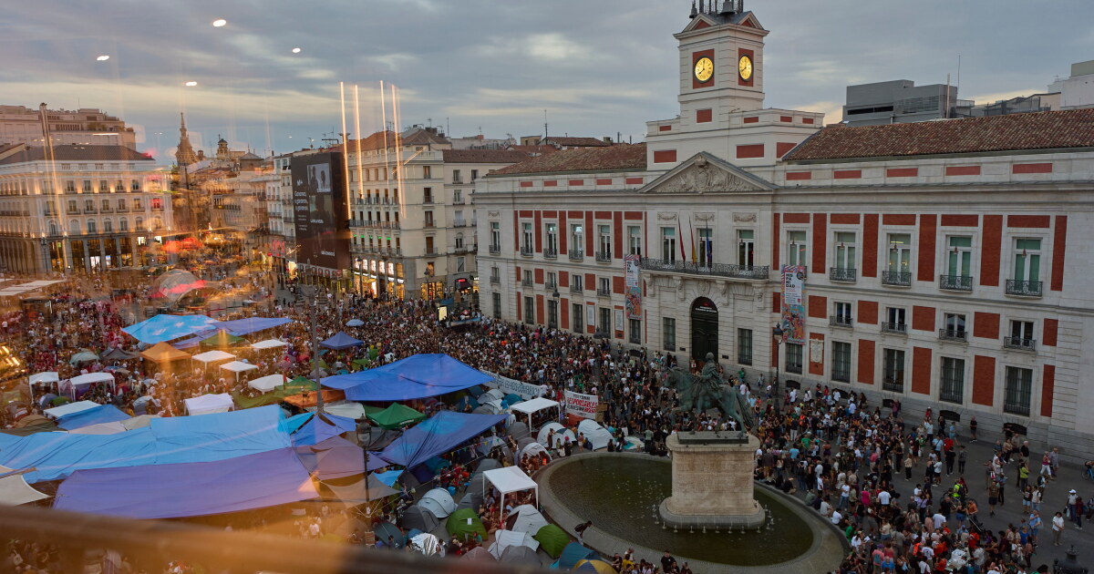 Eviction of 87-year-old sparks protests in Madrid over housing crisis