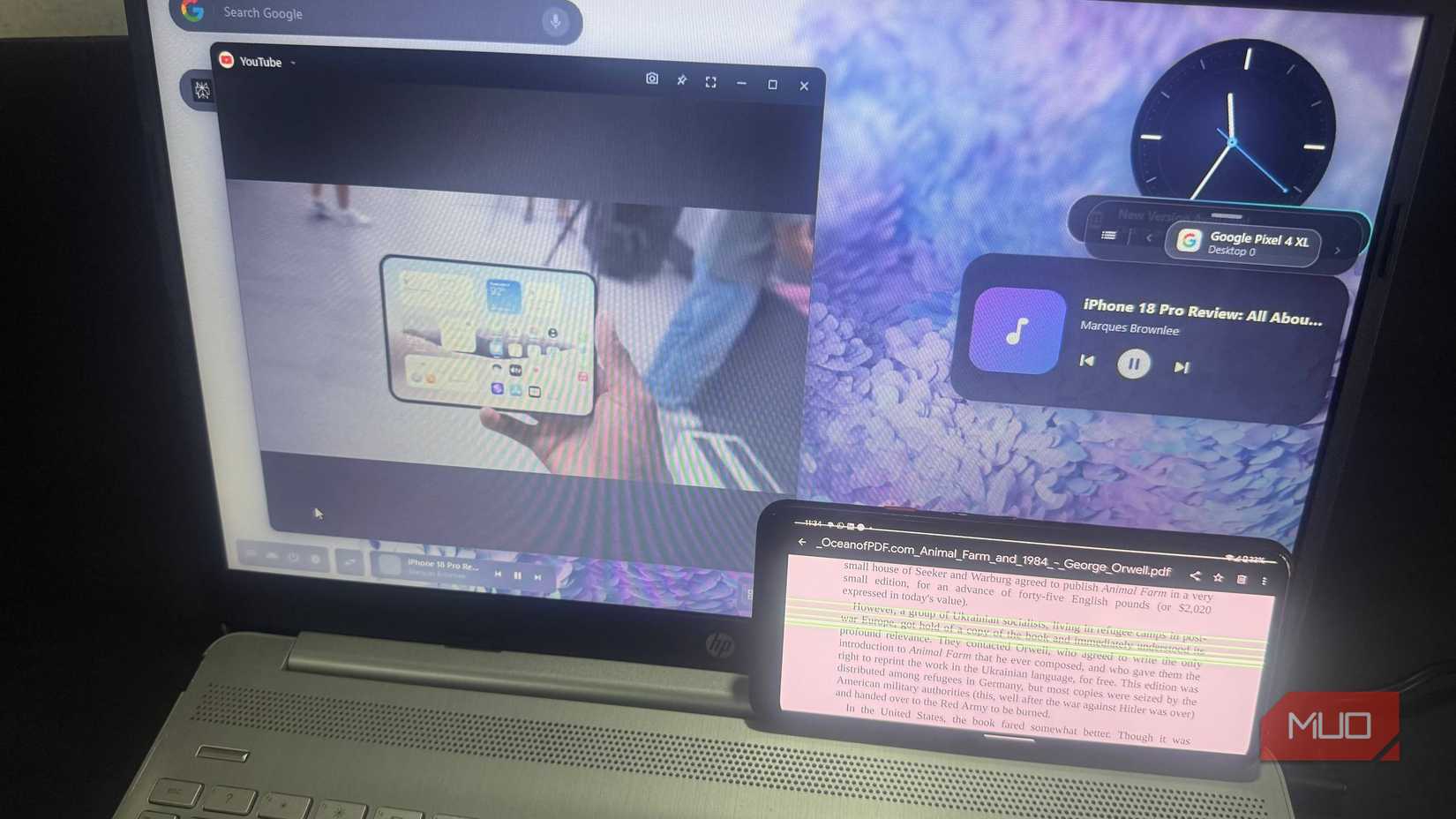 Using DeX without USB, reading on the phone and watching YouTube on DeX.