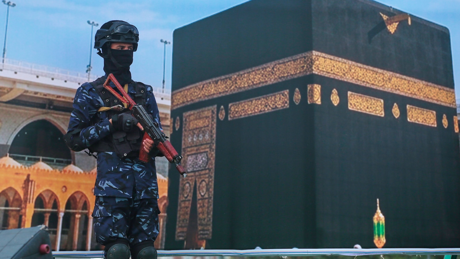 Saudi Arabia issues air raid alerts across the country, and other Mideast developments