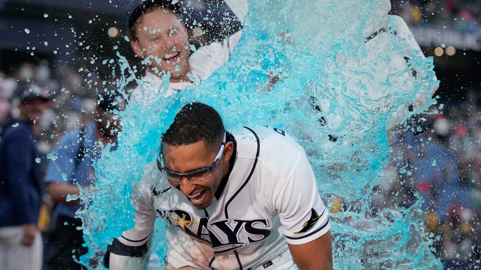 Palacios has RBI single in the 9th to give the Rays a 2-1 victory over the Red Sox